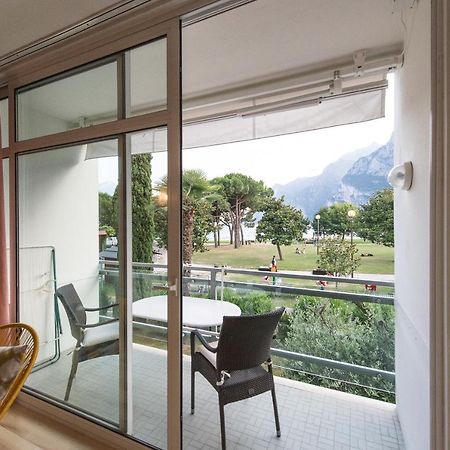 Appartement Balcone Sul Lago ريفا ديل غاردا المظهر الخارجي الصورة
