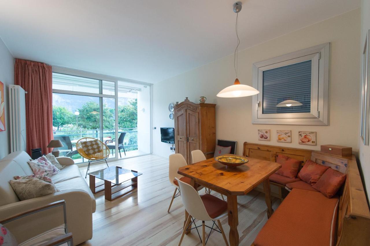 Appartement Balcone Sul Lago ريفا ديل غاردا المظهر الخارجي الصورة