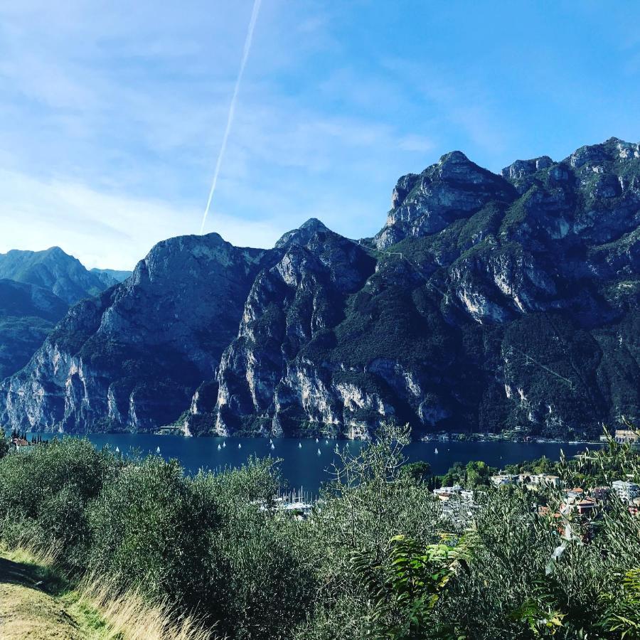 Appartement Balcone Sul Lago ريفا ديل غاردا المظهر الخارجي الصورة